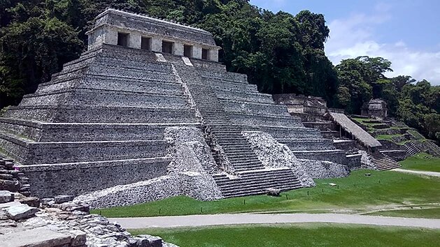 Intérnate en Palenque, el oasis del mundo maya en la Selva Lacandona